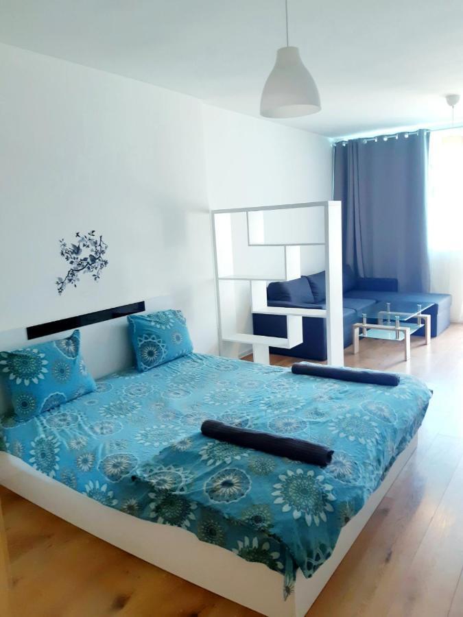 Huge Apartment With A Parking Space In The Same Building Σόφια Εξωτερικό φωτογραφία