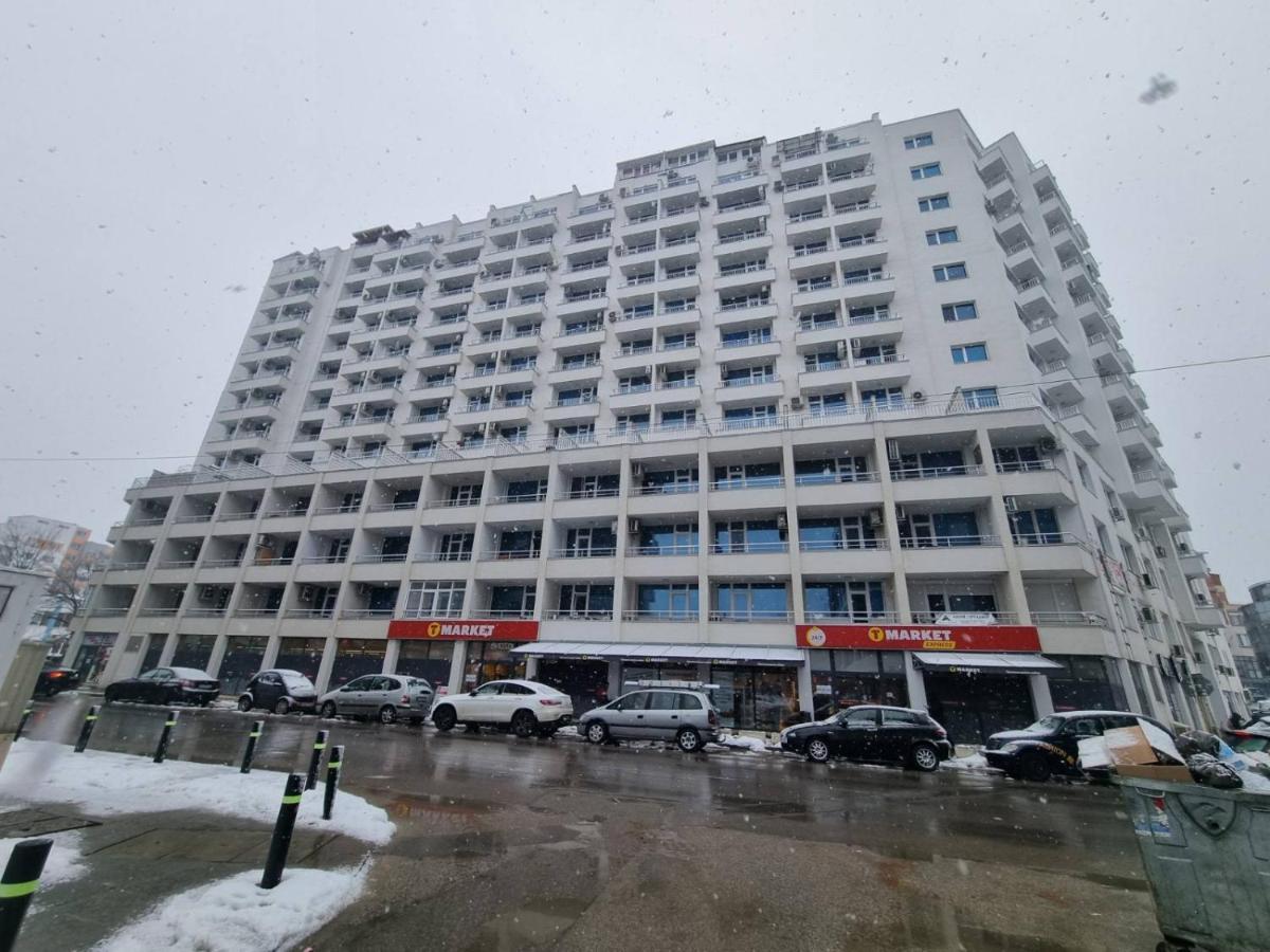 Huge Apartment With A Parking Space In The Same Building Σόφια Εξωτερικό φωτογραφία